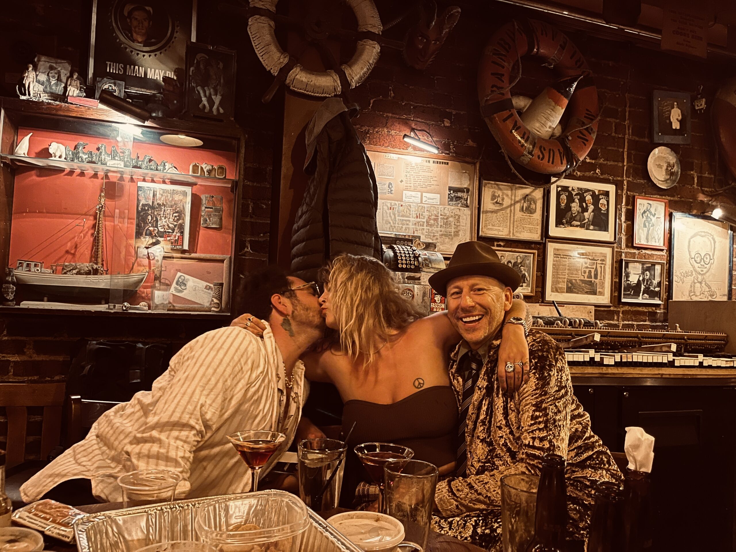 en haut de la colline